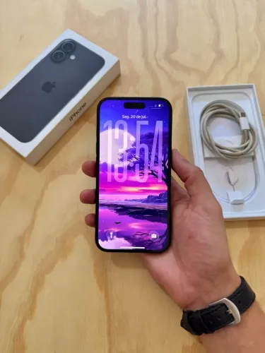 iPhone 16 - Novo, Garantia Apple até 12/2026 e Nota Fiscal (Aceito Cartão)