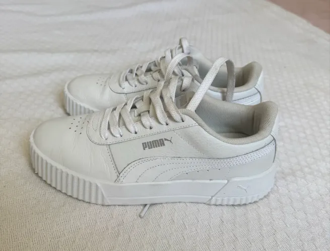 Tênis Puma Carina 36