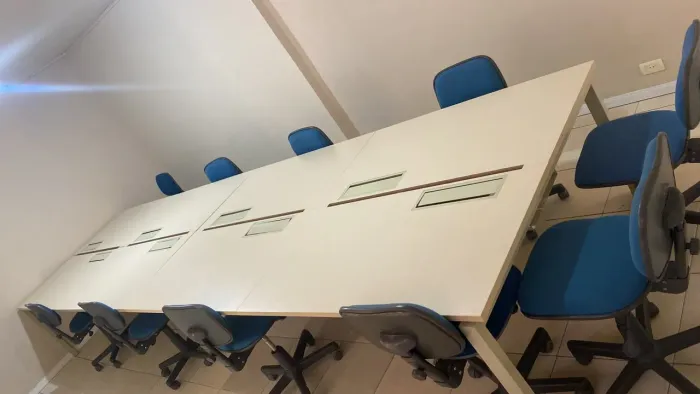 Mesa 1,40 por 5,20 para escritório