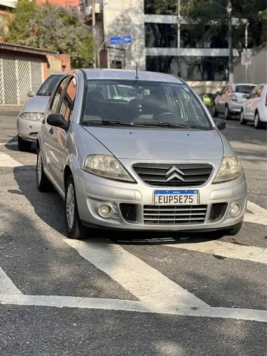 Citroen C3 GLX 1.4/ GLX Sonora 1.4 Flex 8V 5P 2011
