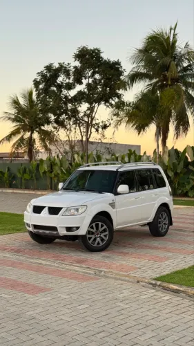 Mitsubishi Pajero TR4 2.0 Flex 16V 4X2 Aut. 2013