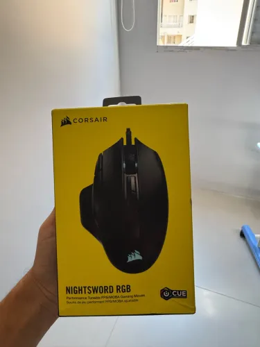 Mouse Corsair Nightsword RGB 18000 DPI 8 Botões - USB