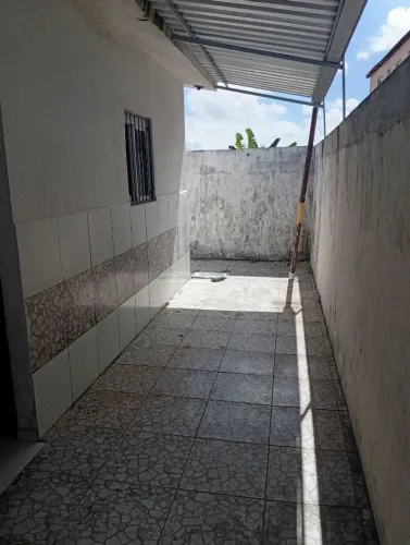 Repasse de casa três quartos.