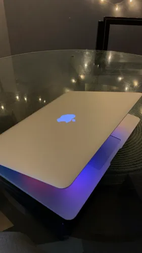 MacBook Air 13? i5 - Muito Conservado - R$ 1.300