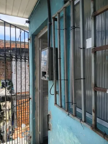 Vendo 2 kit net térreo e altos a 20mts da av.Senador Lemos, no telégrafo 