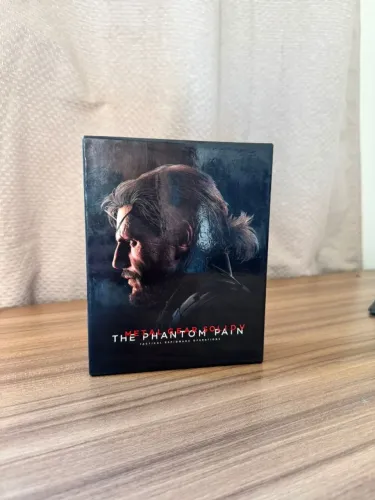 Metal Gear Solid V The Phantom Pain - Edição de Colecionador Playstation 3