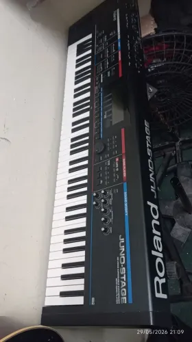 Teclado Roland juno stage 