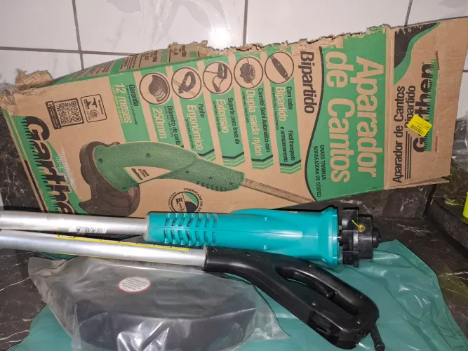 Aparador de Cantos/grama bipartido 220 volts