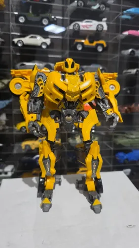 Studio Series 49 - Bumblebee