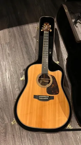 Takamine P7 DC