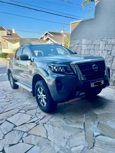 Nissan Frontier XE CD 4X4 2.3 Bi-TB Diesel Aut. 2024