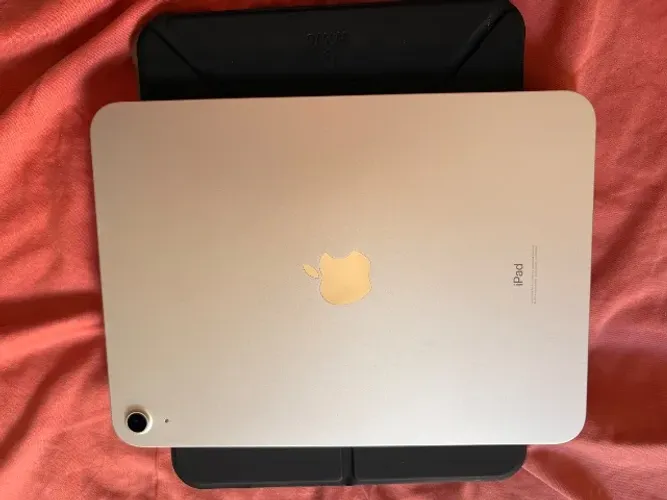 iPad 10