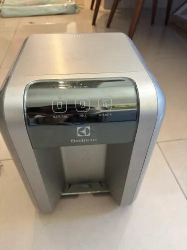 Purificador Electrolux PE11X Bivolt - Filtra Normalmente (Não Gela)