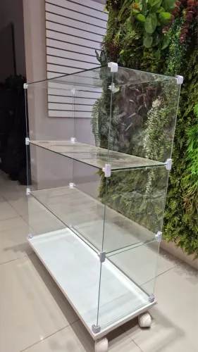 Expositor bancada de vidro de loja