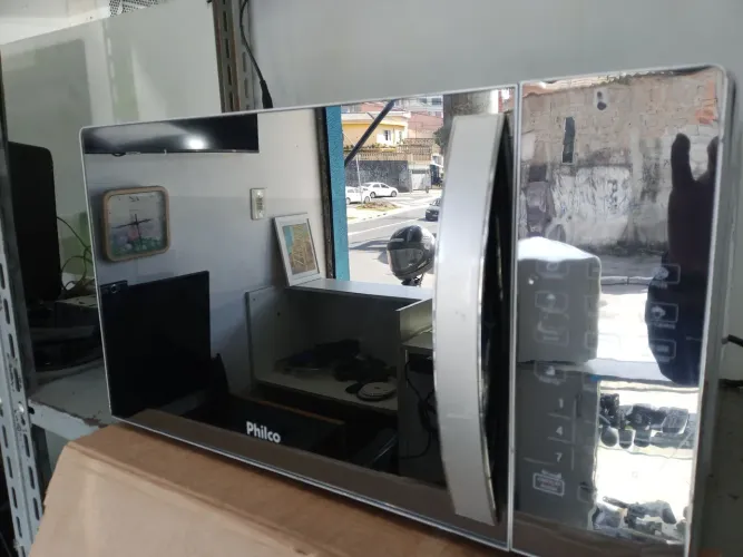 MICROONDA MARCA PHILCO MODELÓ PMO38S .1400 WT 