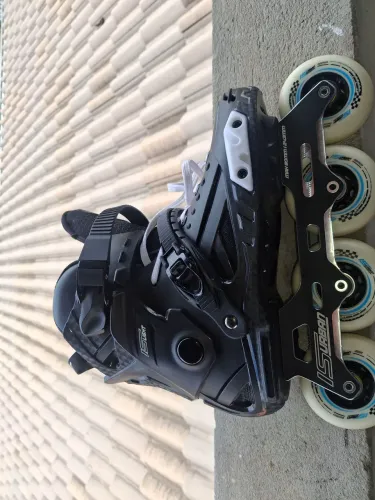 Patins novo usado 1 vez