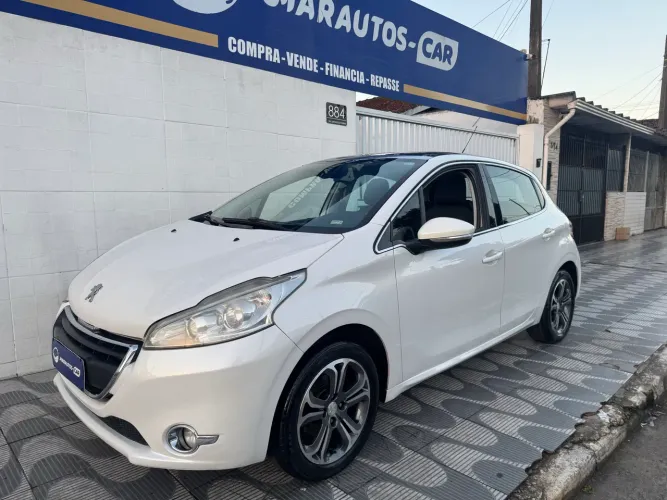 Peugeot 208 Griffe 1.6 Flex 16V 5P Aut. 2015