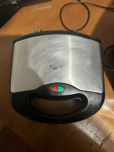 Sanduicheira Grill - Fama