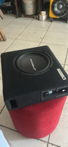Caixa de som sub