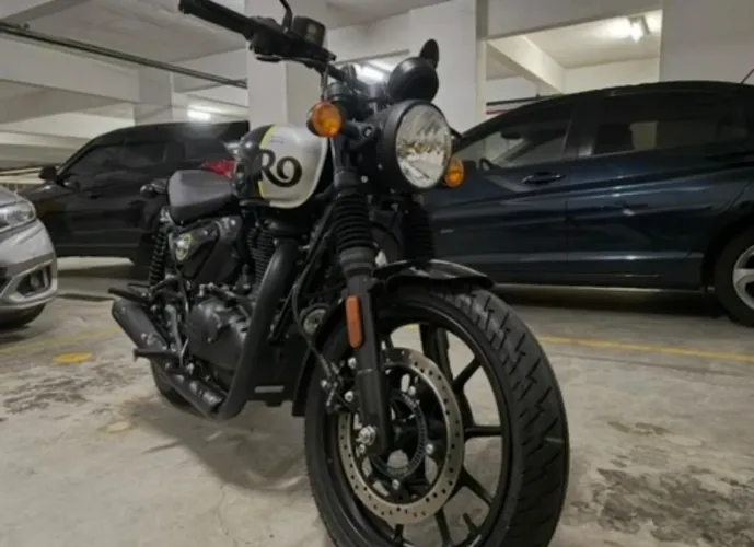 Royal Enfield Hunter 350 Rebel Black 2024 - Apenas 2.000 km - Único Dono