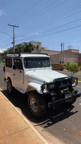 Toyota Band.Jipe Cap.de Aço Chas. Curto Diesel 1996