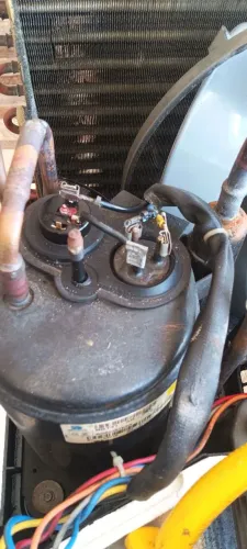 Troca de compressor de ar condicionado 