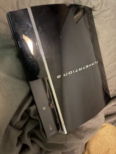 PlayStation 3 Fat + SSD - Liga e Funciona | Precisa de Manutenção