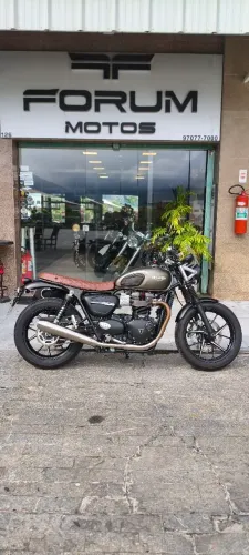 Triumph Street Twin 900 2020