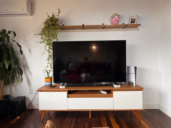 Rack TV