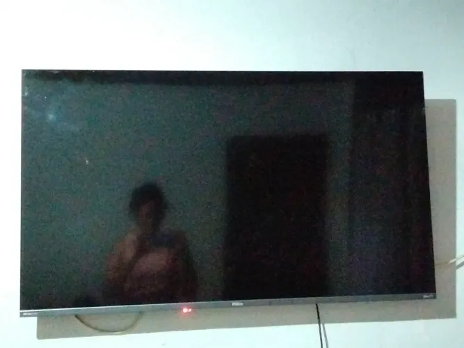 Vendo tv 50 polegadas nova sem nenhum detalhe