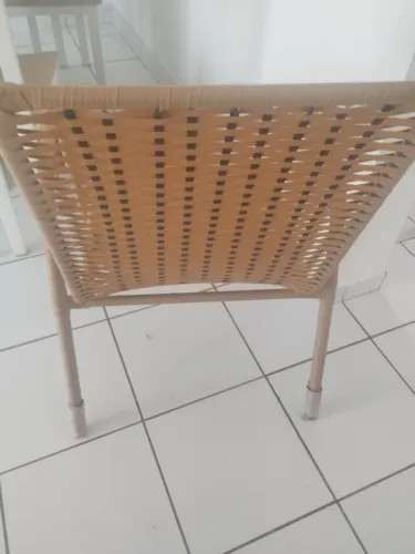 Vendo cadeira de vime (junco sintético)