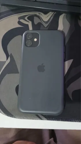iPhone 11 128gb seminovo