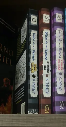 3 livros Diário de um banana