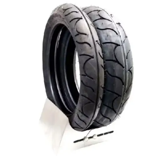 Pneus semi novos com cabelinho ainda