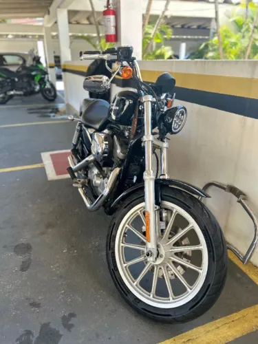 Linda HARLEY 883