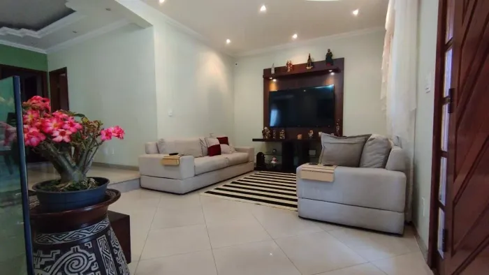 Casa à venda, 4 quartos, 1 suíte, 8 vagas, Tirol - Belo Horizonte/MG
