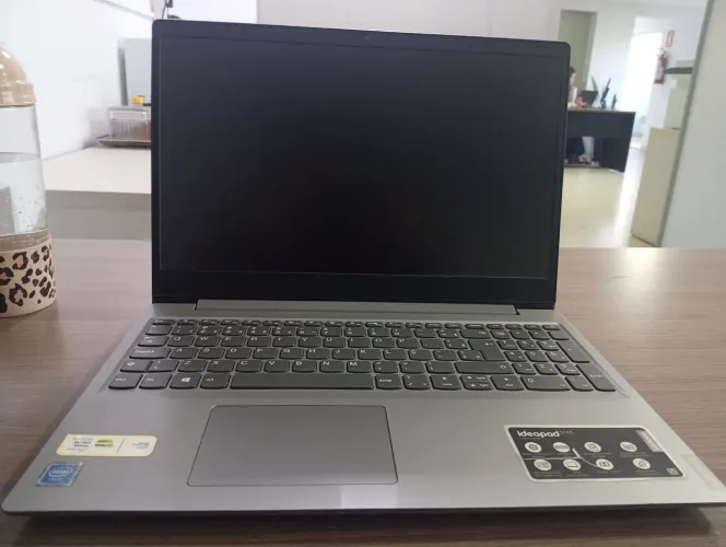 Vende -se notebook Lenovo ideapad s145 em ótimo estado de conservação VALOR 1.000,00