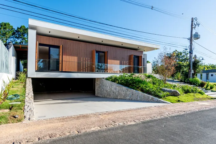 VENDA, CASA EM CONDOMÍNIO no Bairro TERRAVILLE, PORTO ALEGRE.