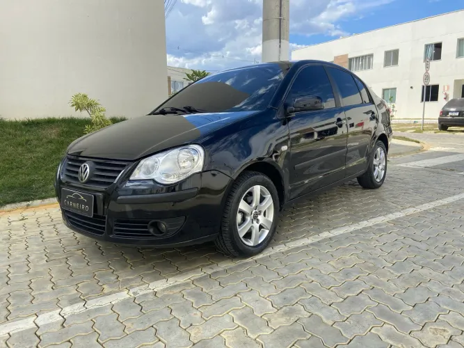 Volkswagen Polo Sedan 1.6 MI Total Flex 8V 4P 2009