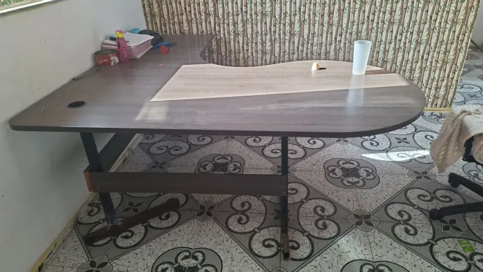 Mesa para escritório.