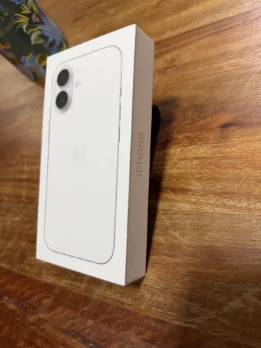 iPhone 17 256 GB - branco ( LACRADO - novo na caixa )