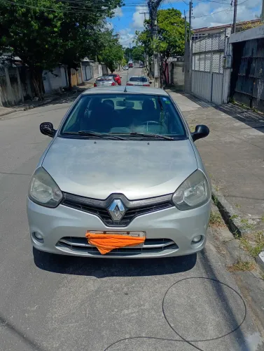 Renault Clio Authentique 1.0/1.0 Hi-power 16V 3P 2014
