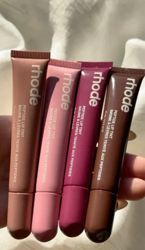 Gloss Labial Rhode