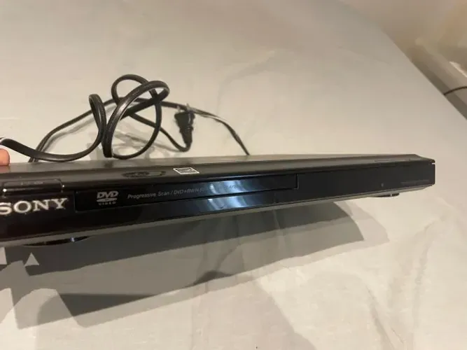 Sony Cd/Dvd Player DVP-SR200P