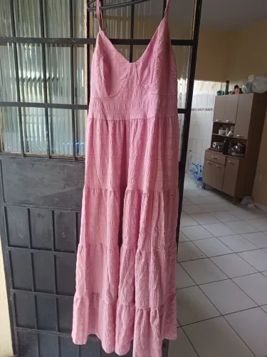 Vestido rosa longo