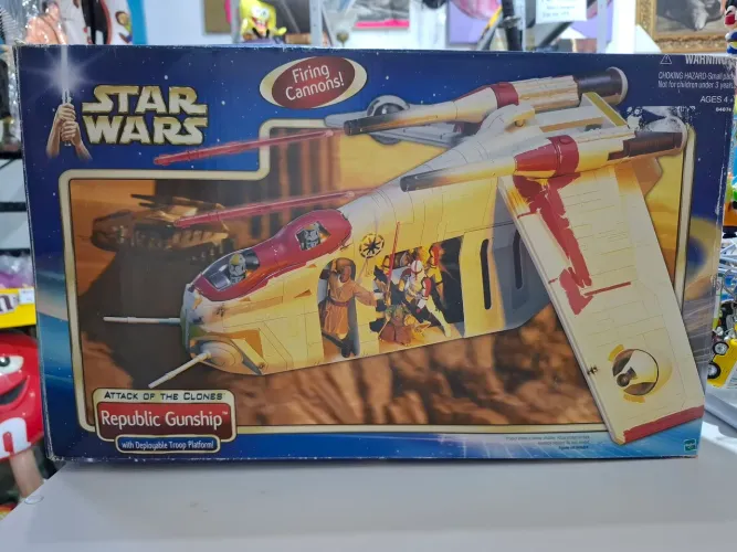 Nave Republic Gunship da Série Star Wars Importada