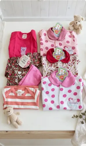 Roupa de Bebê nova, todas entiquetadas.