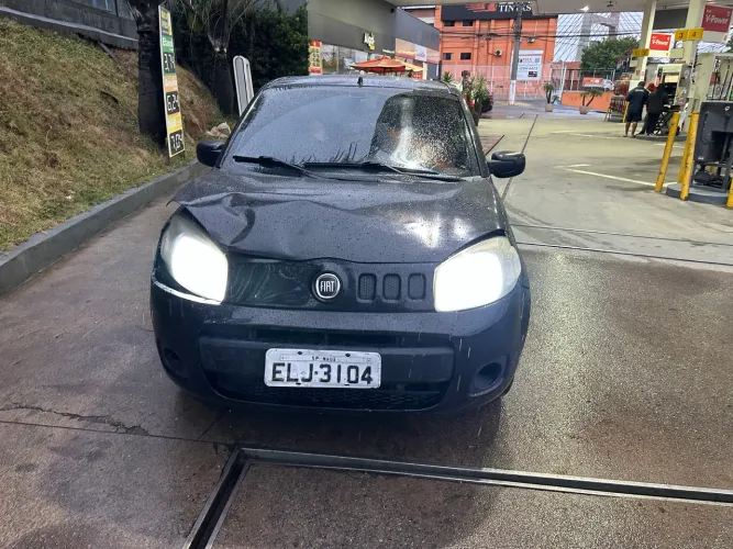Fiat Uno Vivace/rua 1.0 EVO Fire Flex 8V 5P 2013