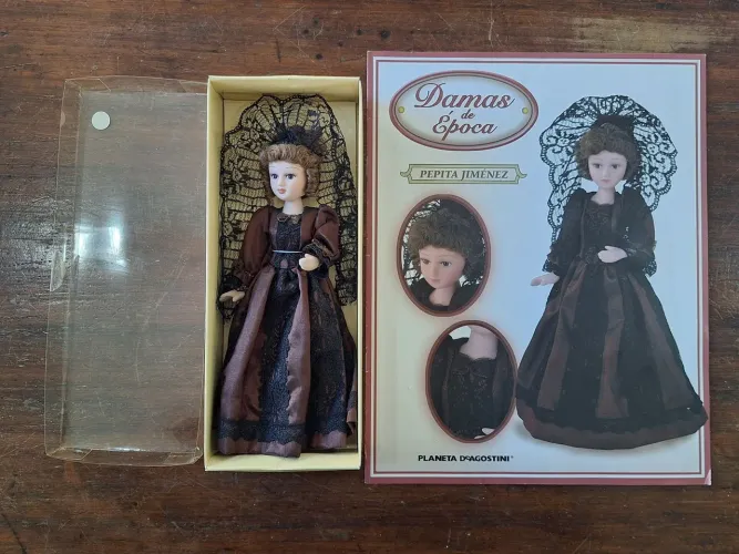Pepita Jiménez Boneca Damas da Época Planeta DeAgostini com Fascículo