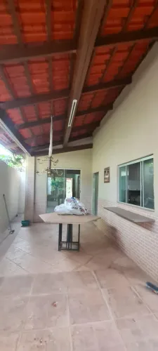 Imóvel para aluguel tem 95 metros quadrados com 3 quartos em Vila Clemente - Goiânia - GO